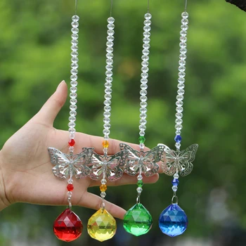 1PCS Visí Suncatcher Crystal Ball Hranoly Motýľ Fengshui Ornament Spätné Zrkadlo Auta Čaro